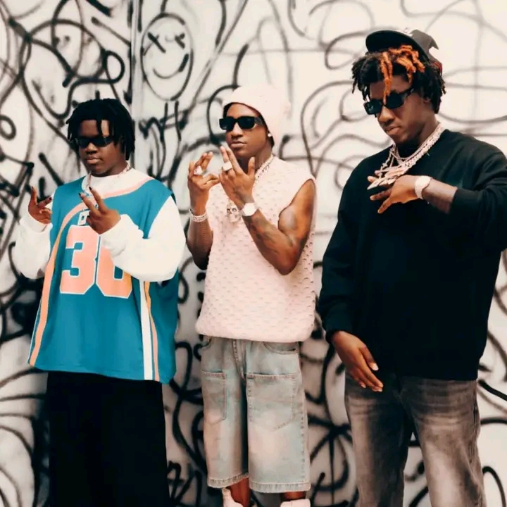 Plutodc09 at ChatLanka