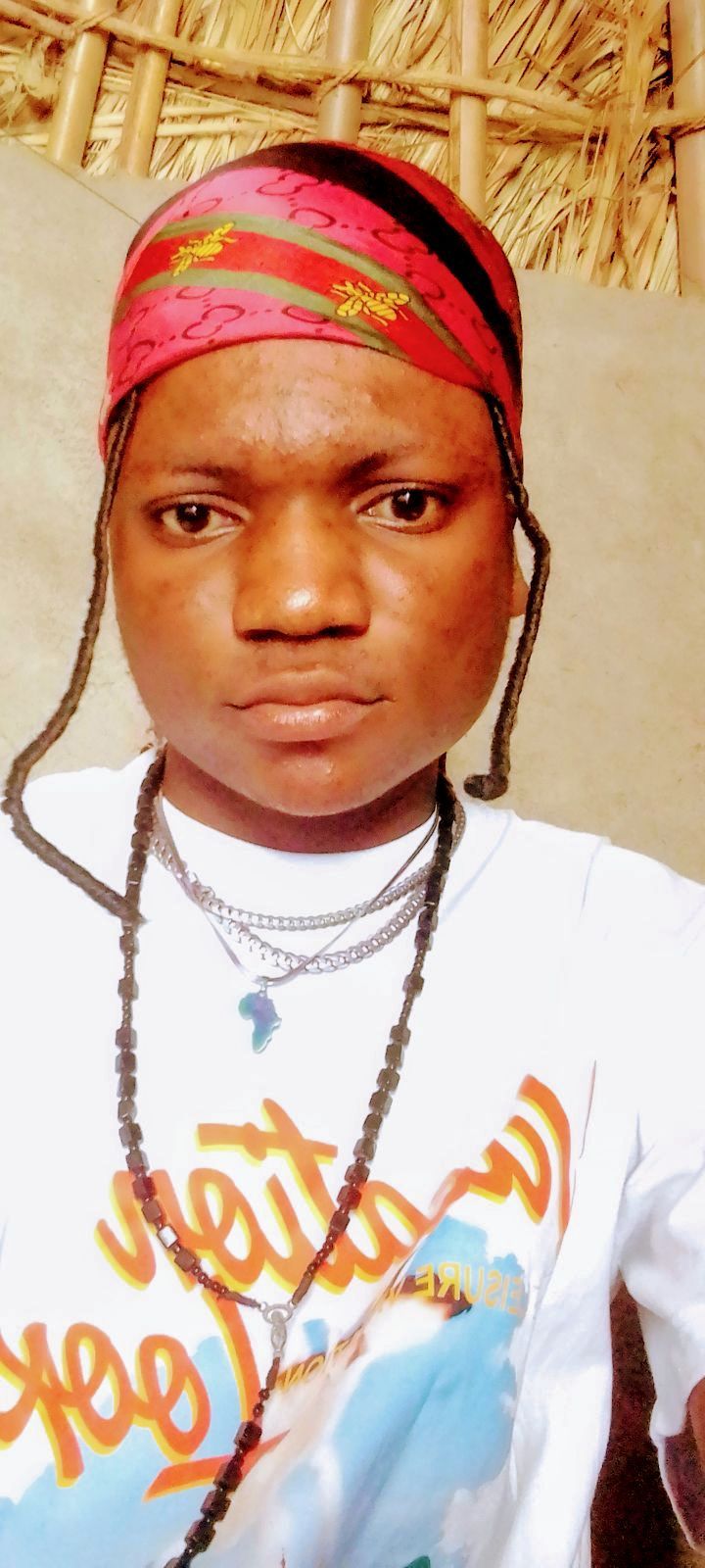 francisoluncy at ChatLanka