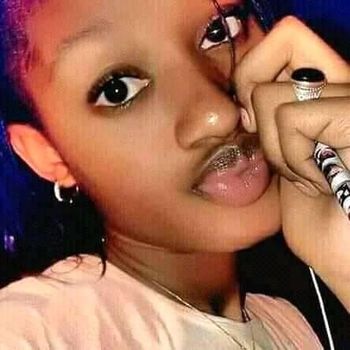 bella001 at ChatLanka