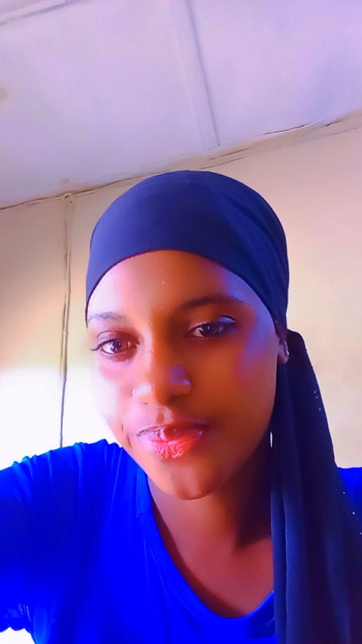 itz_ayisat at ChatLanka